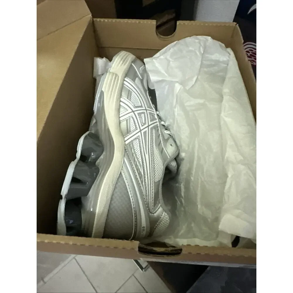 New Women's Size 8.5 Asics Gel-Kinetic Fluent White Running Shoes 1203A591-101